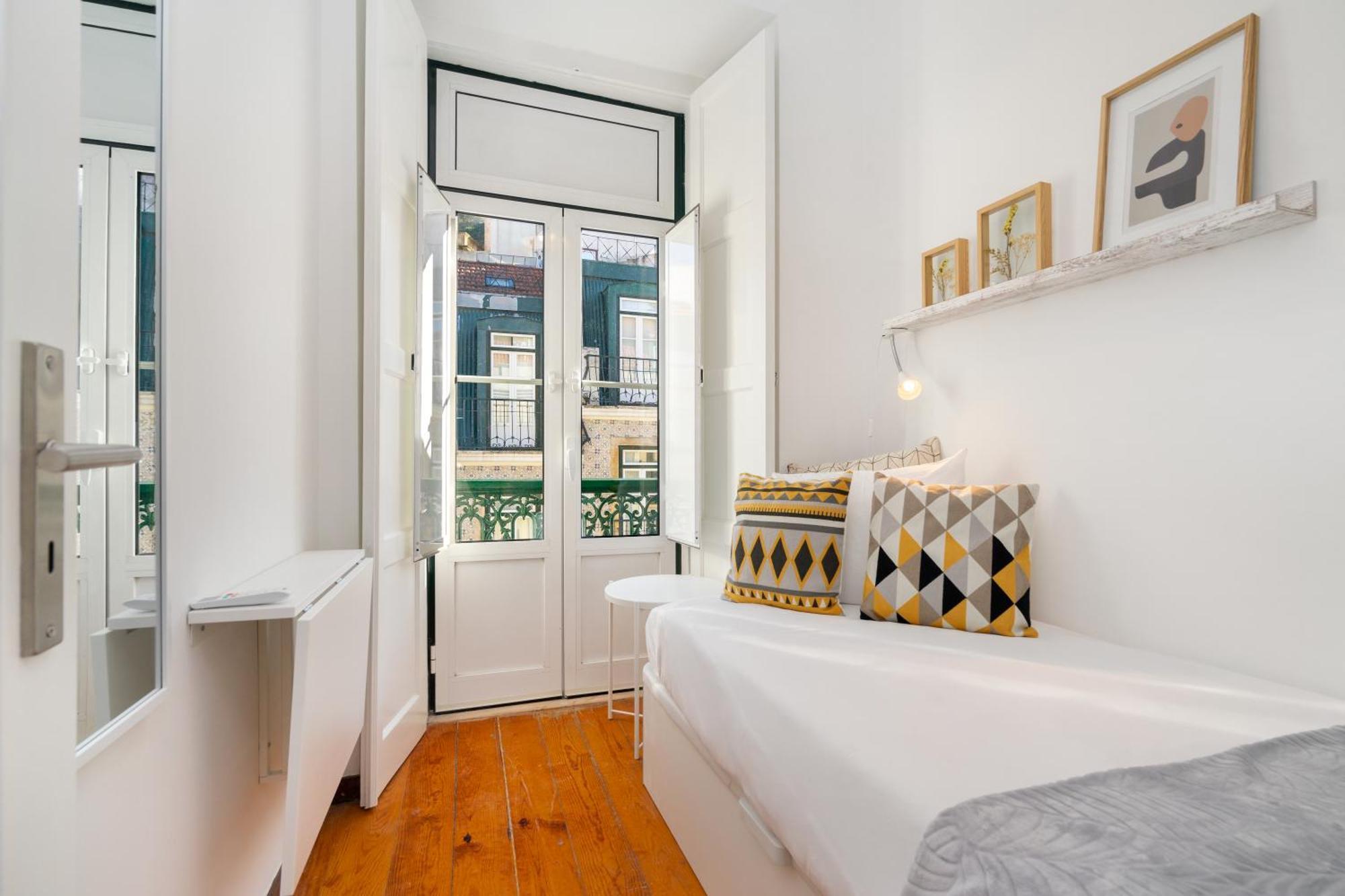 Apartment Whome Modern Luxury In Lisbon's Historic Center *
