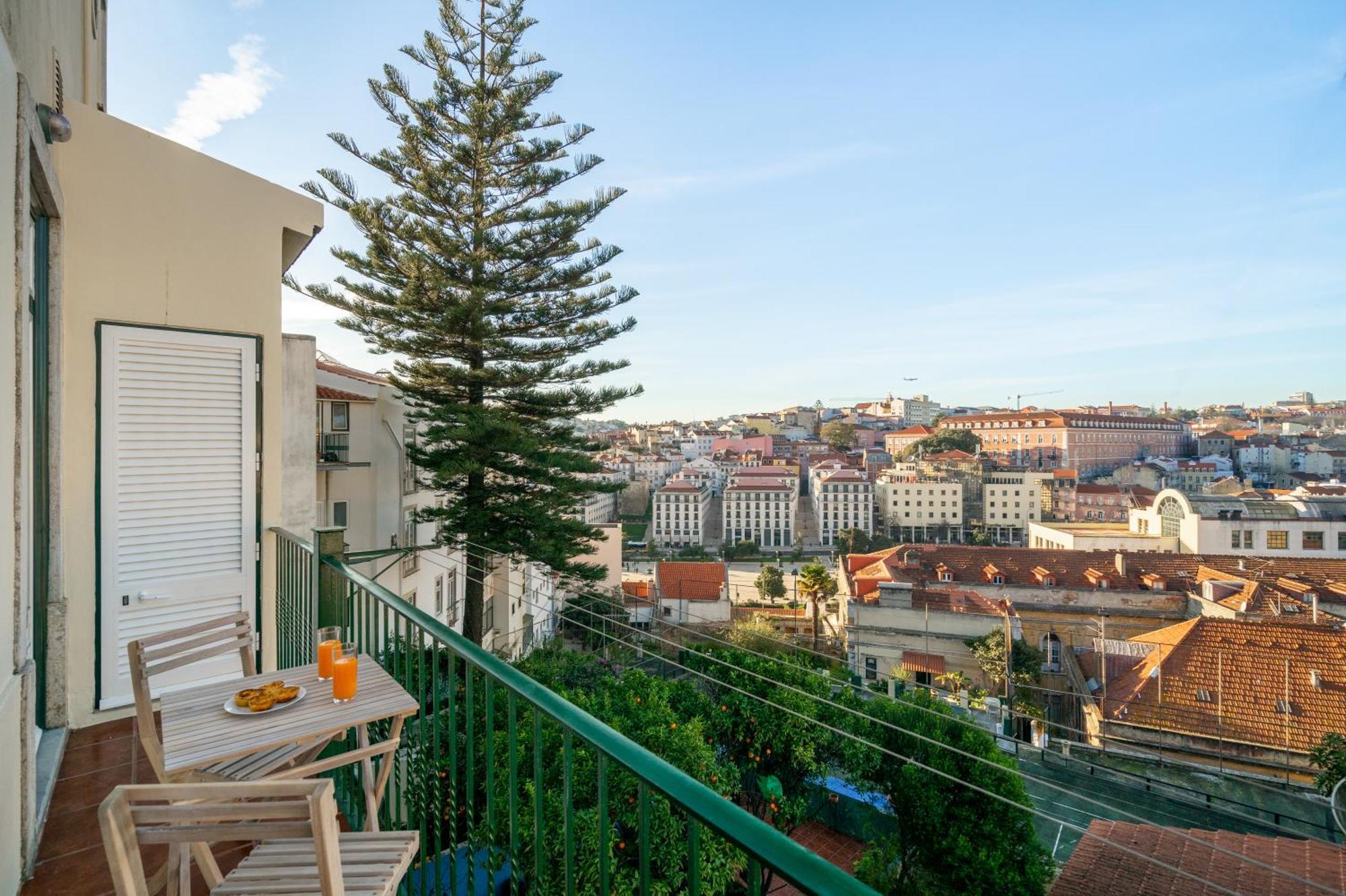 Whome Modern Luxury In Lisbon's Historic Center Apartment Lissabon